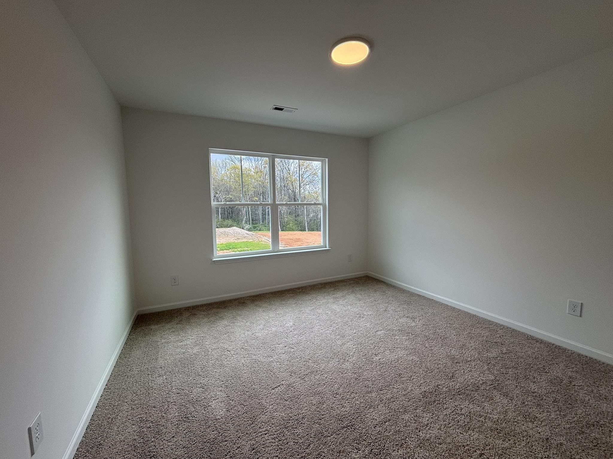 114 Brayden Run Woodruff, SC 29388 - Photo 2 of 18