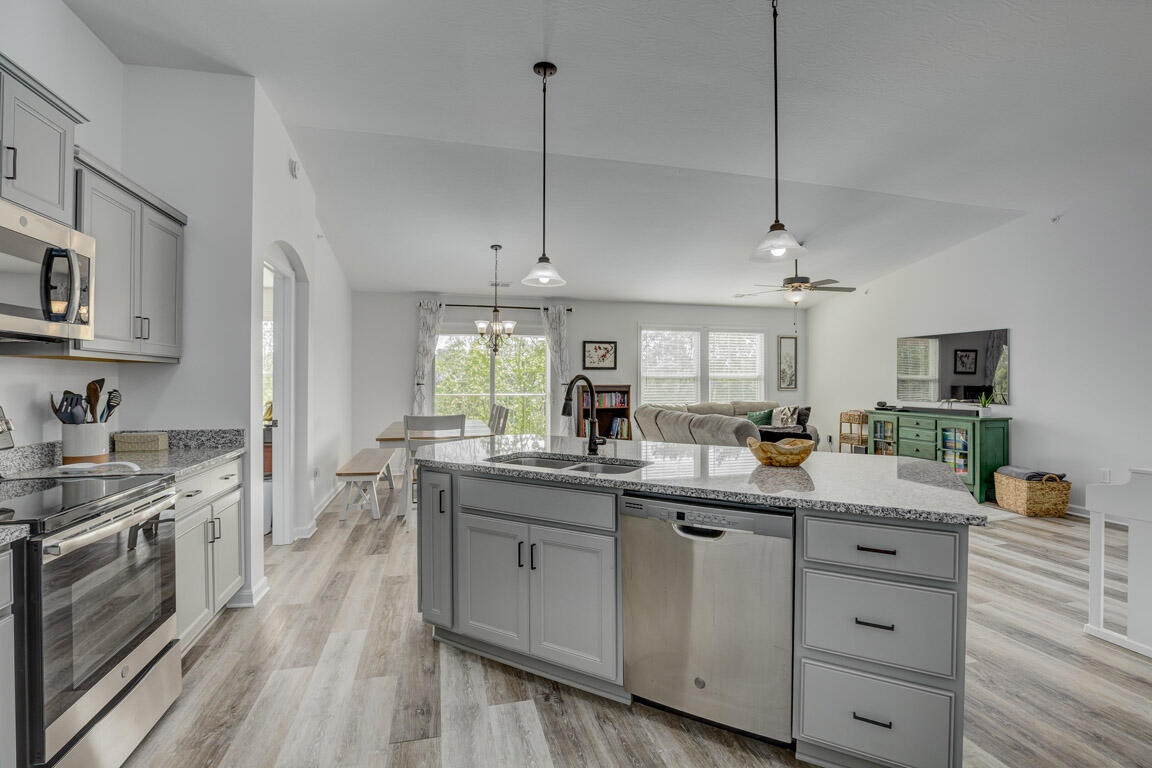 3996 Country Mill Ridge Burlington, KY 41005 - Photo 3 of 18 Gallery Image 3
