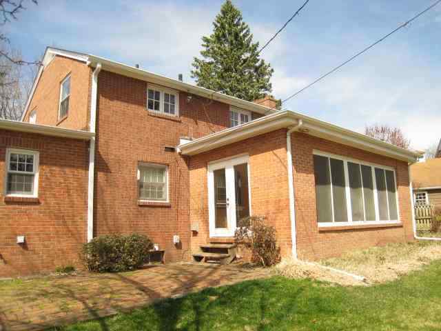 22 Watch Hill Road Rock Island, IL 61201 - Photo 10 of 11 Gallery Image 10