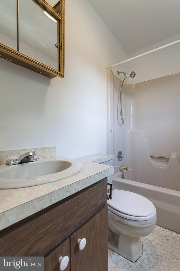 6151 Friar Road Harrisburg, PA 17111 - Photo 20 of 23 Gallery Image 20