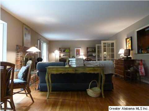 3249 Tyrol Road Vestavia Hills, AL 35216 - Photo 13 of 32
