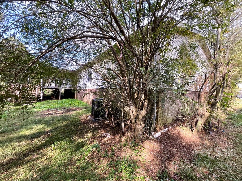 3512 Edwards Road Wingate, NC 28174 - Photo 5 of 42 a view of yard with green space