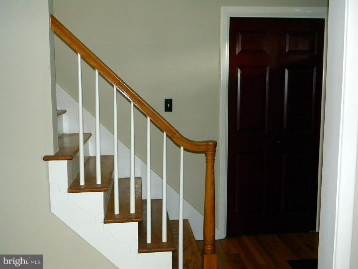 428 Barrett Road Emmaus, PA 18049 - Photo 4 of 25 Foyer