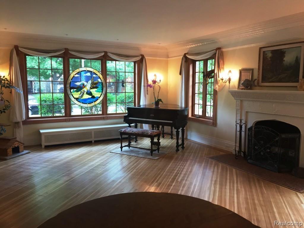 839 Bedford Road Grosse Pointe, MI 48230 - Photo 9 of 17 IMG_0577.jpg