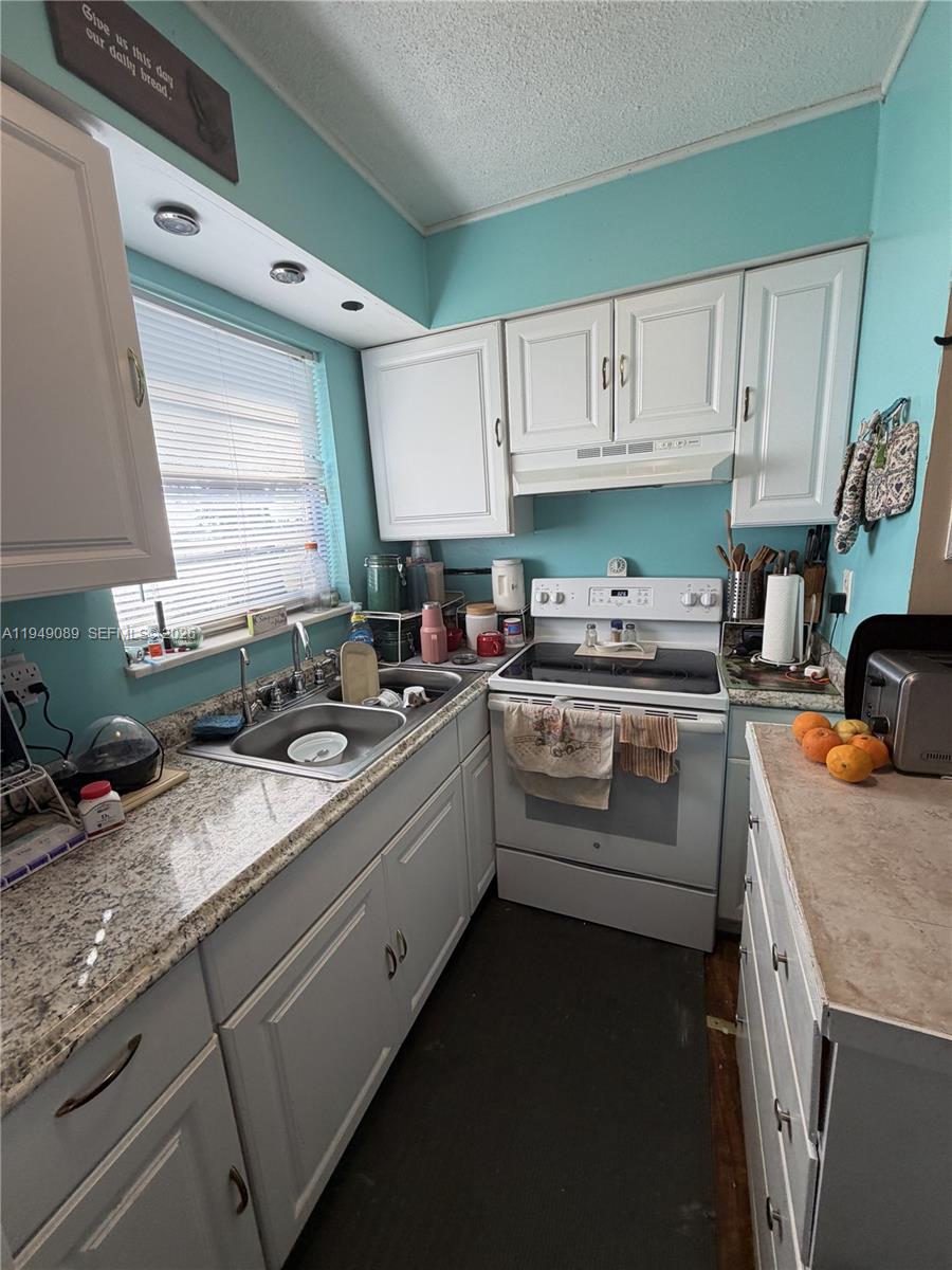 4703 Howard Street Sebring, FL 33870 - Photo 15 of 51