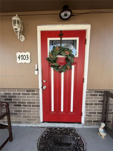 $169,000 | 4703 Howard Street, Sebring, FL 33870