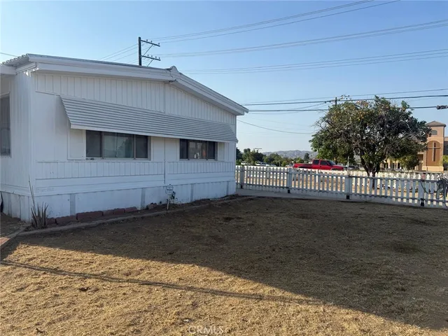 $2,400 | 33013 Arbolado Lane, Lake Elsinore, CA 92530