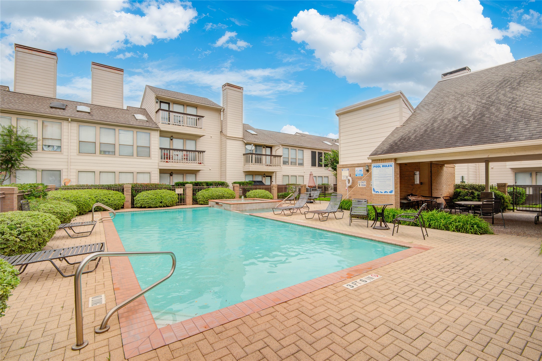 2277 South Kirkwood Road, Unit 910 Houston, TX 77077 - Photo 24 of 27