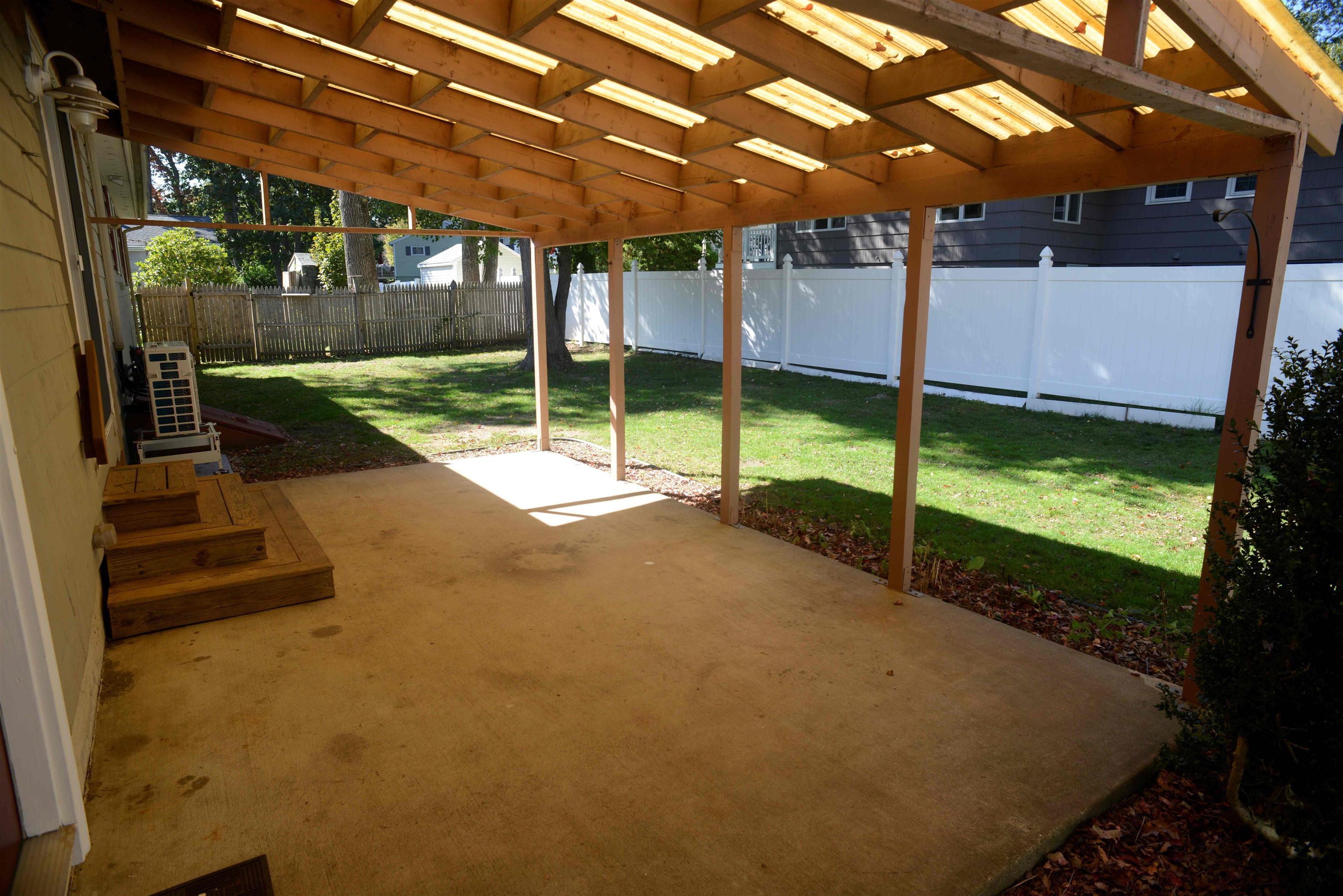 311 McKinley Road Portsmouth, NH 03801 - Photo 12 of 47