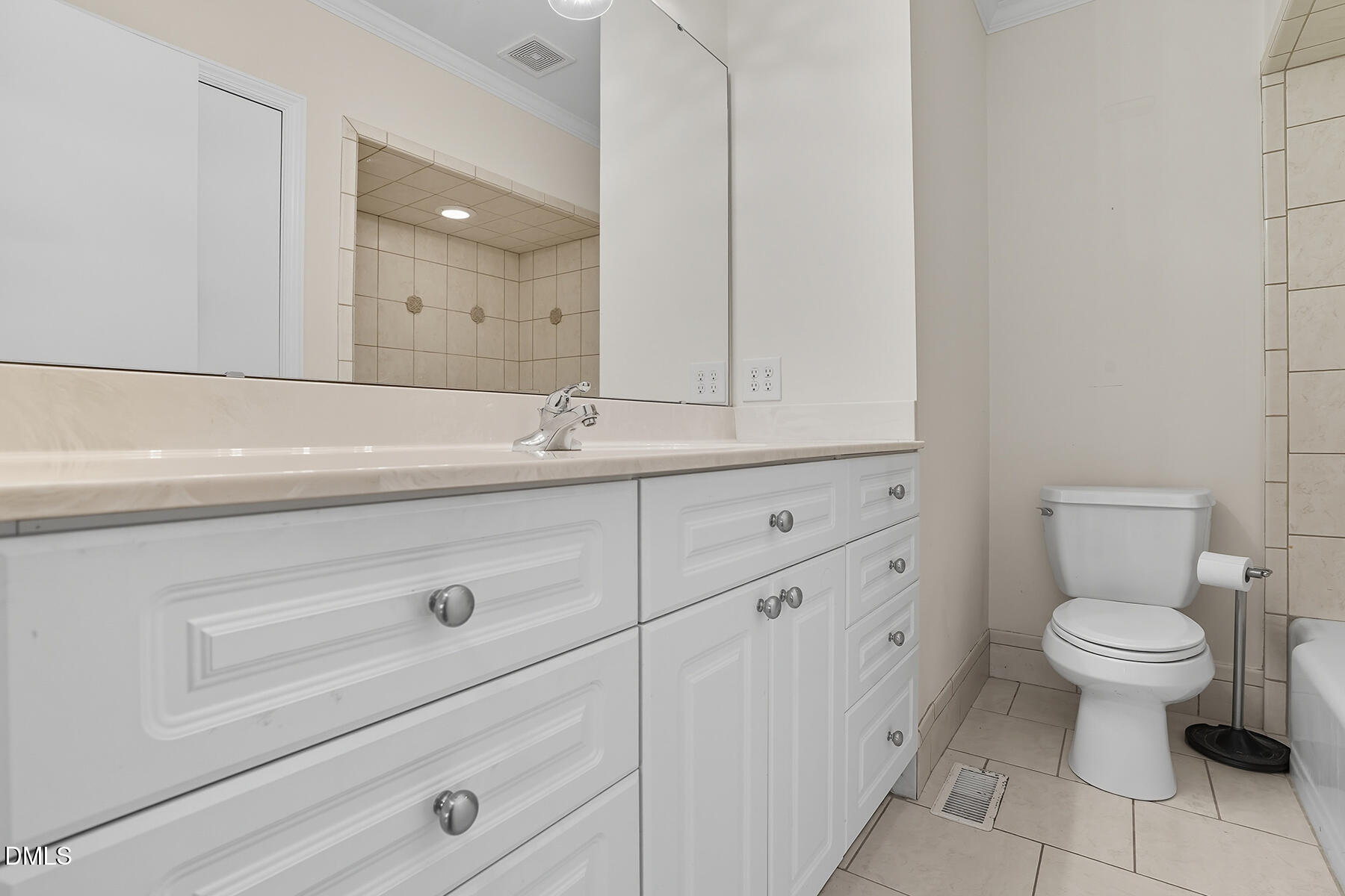 3004 Ridge Road Raleigh, NC 27612 - Photo 14 of 30 3004 Ridge Rd-54