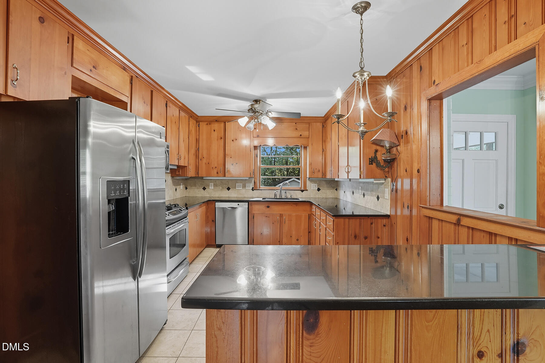 3004 Ridge Road Raleigh, NC 27612 - Photo 6 of 30 3004 Ridge Rd-14