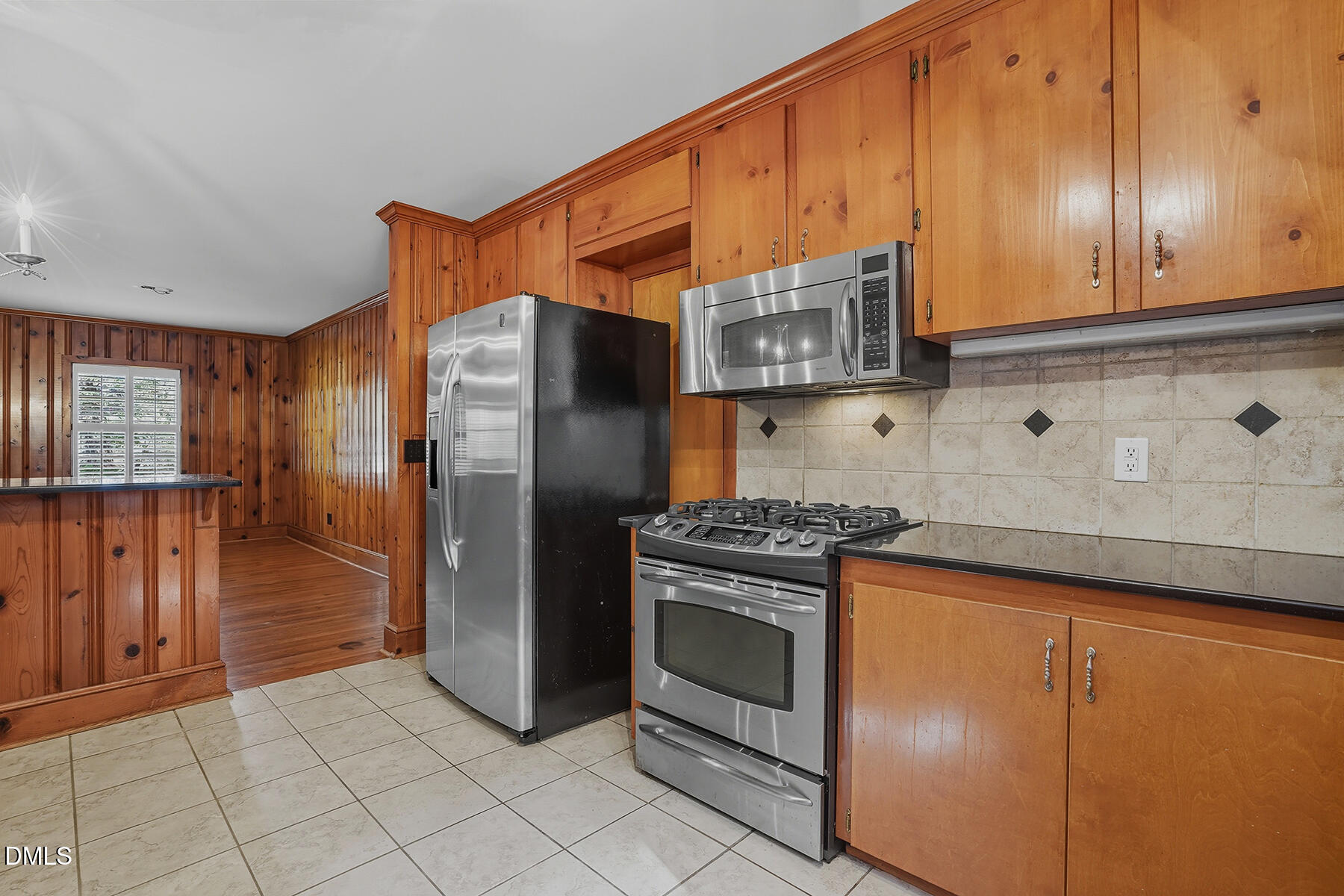 3004 Ridge Road Raleigh, NC 27612 - Photo 9 of 30 3004 Ridge Rd-29