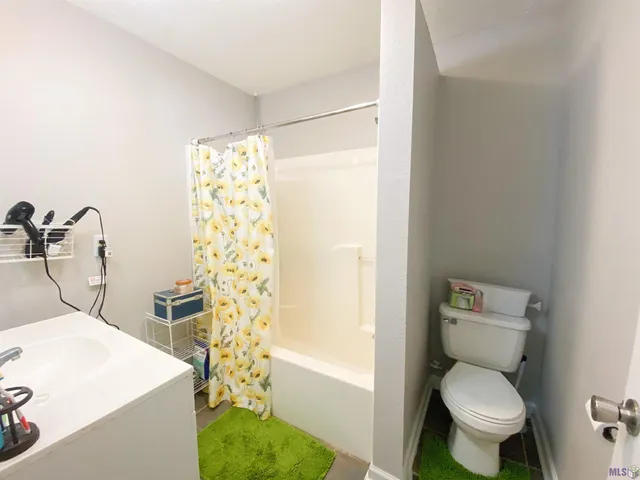 $195,000 | 435 Belle Vue Avenue, Lockport, LA 70374