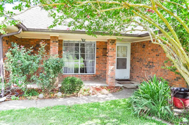 $195,000 | 435 Belle Vue Avenue, Lockport, LA 70374