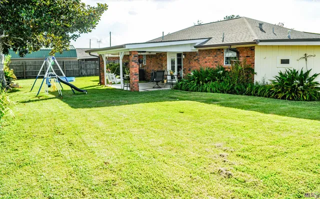 $195,000 | 435 Belle Vue Avenue, Lockport, LA 70374