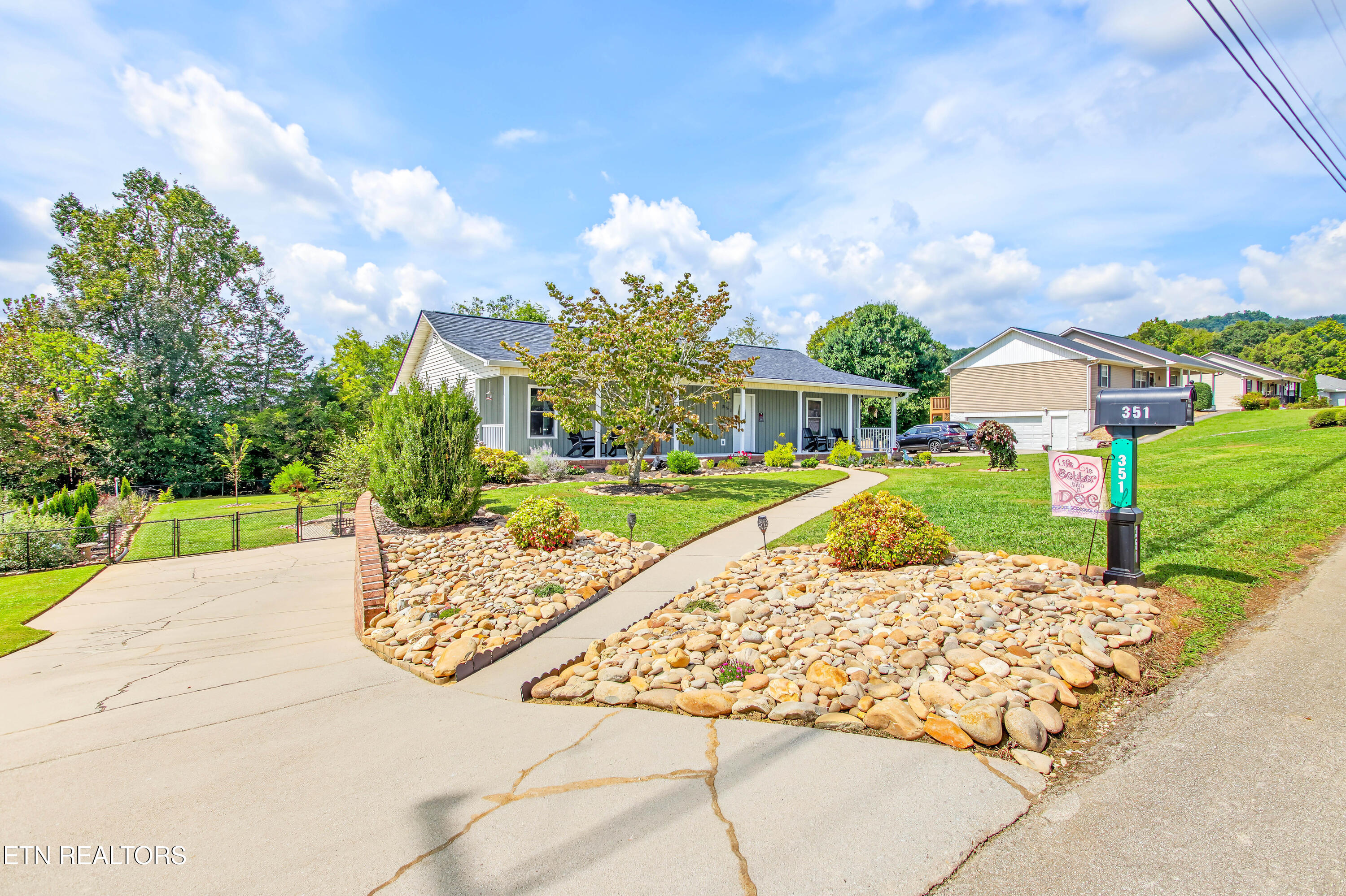 351 Deer Ridge Drive Rutledge, TN 37861 - Photo 29 of 39 Resealed Driveway