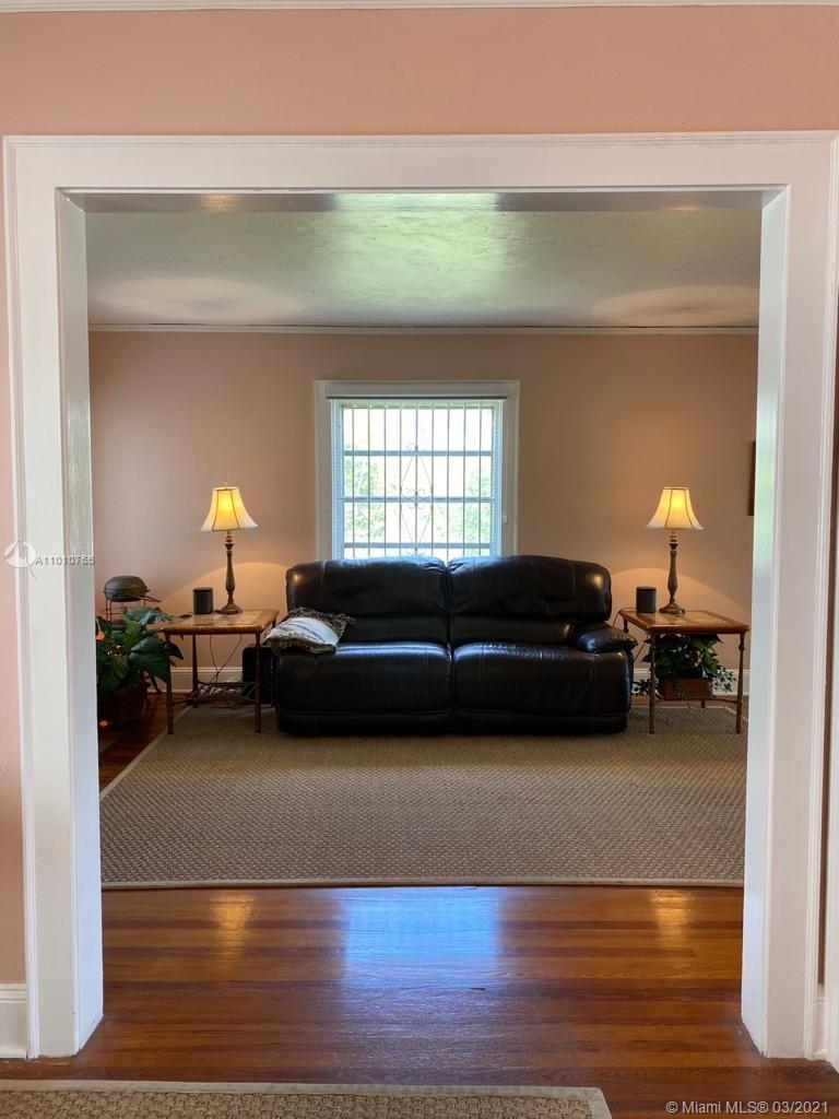 200 Southwest 20th Road Miami, FL 33129 - Photo 4 of 24