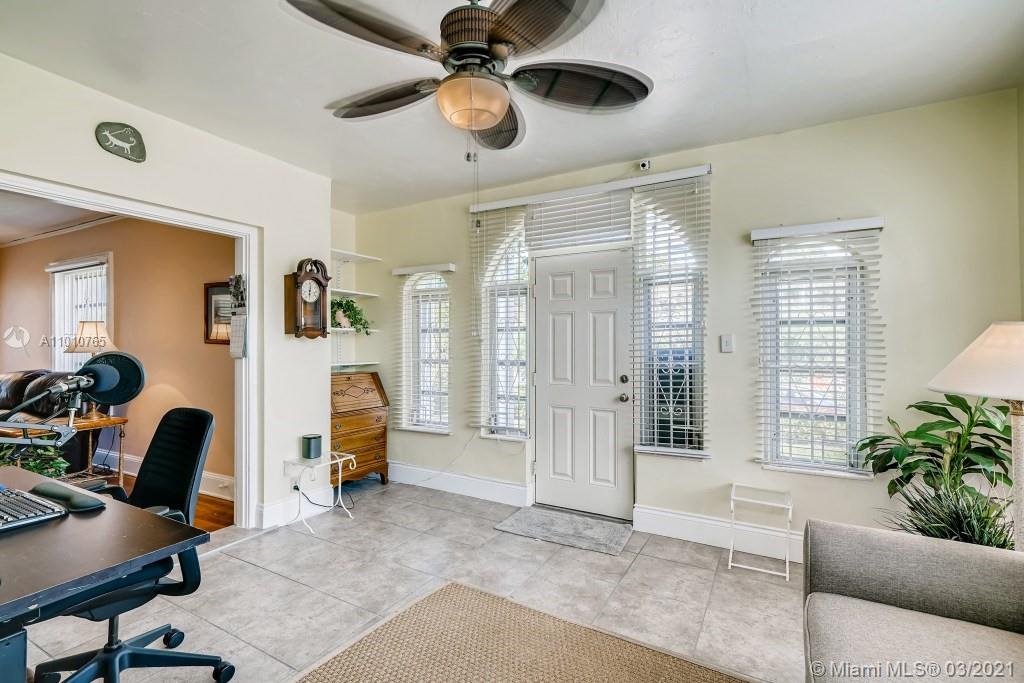 200 Southwest 20th Road Miami, FL 33129 - Photo 5 of 24