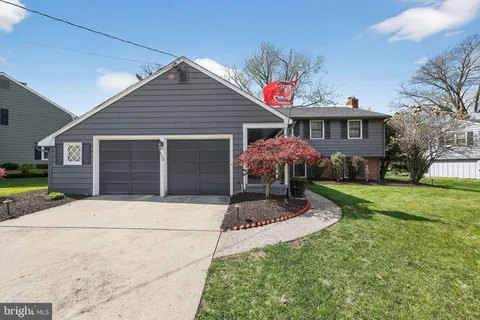 a front view of house with yard
