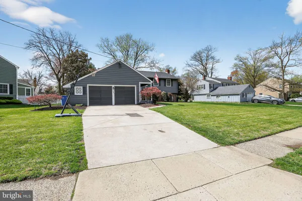 $675,000 | 123 Pearl Croft Road, Cherry Hill, NJ 08034