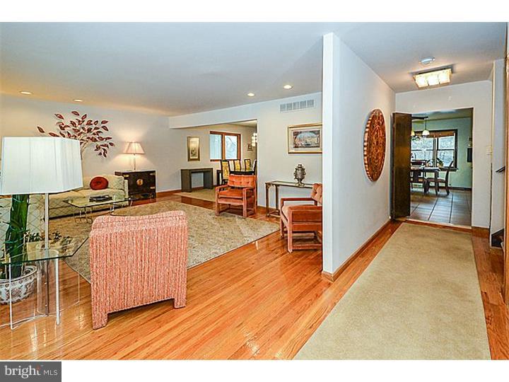 1111 Tannerie Run Road Ambler, PA 19002 - Photo 2 of 25 Foyer