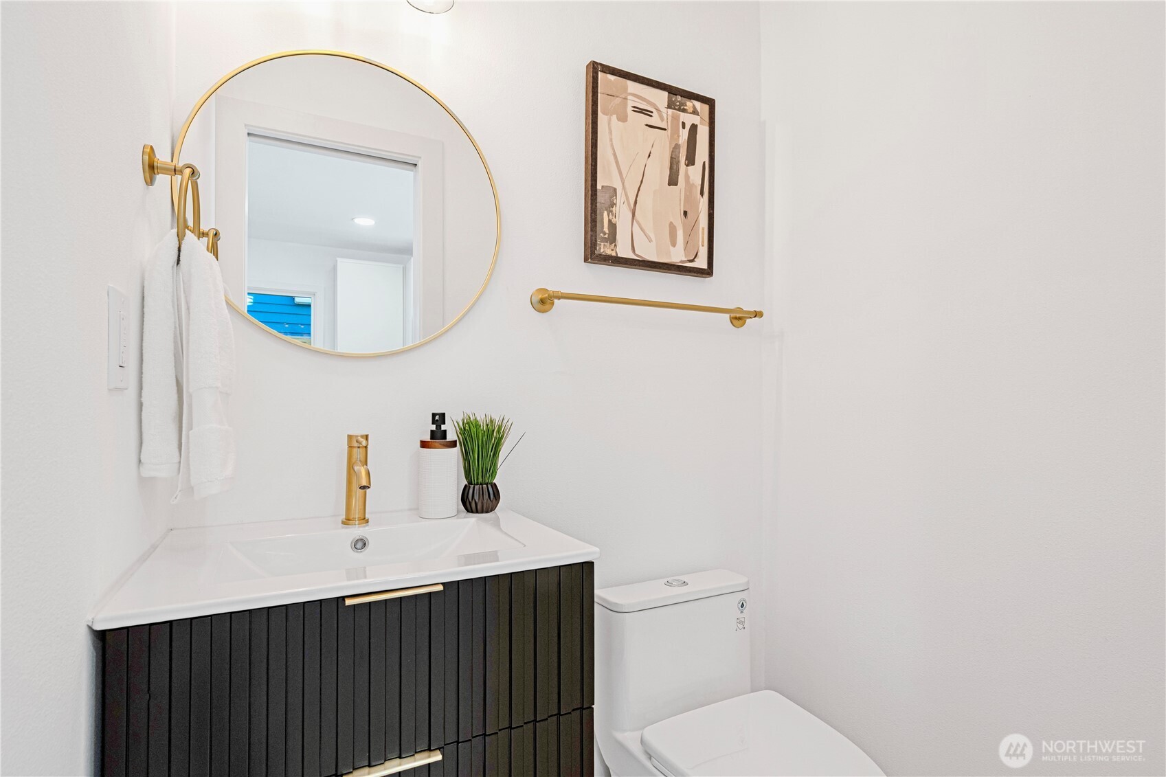 3538 Southwest Southern Street Seattle, WA 98126 - Photo 8 of 22