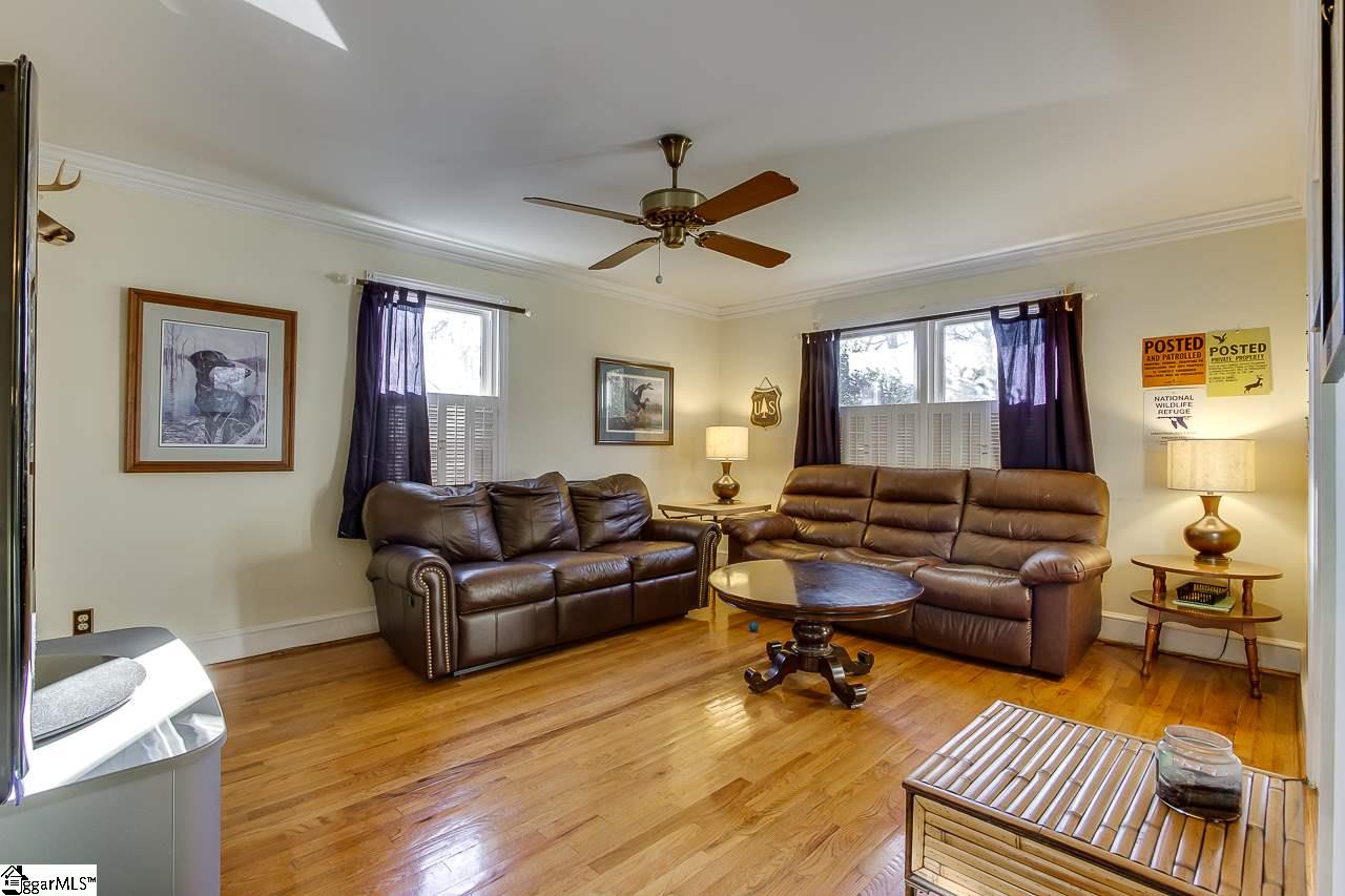 106 Laurel Road Greer, SC 29651 - Photo 5 of 22