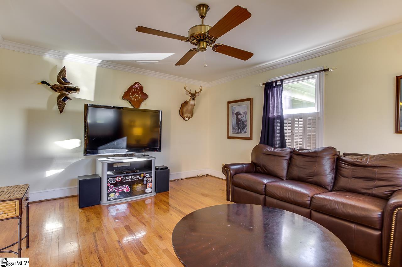 106 Laurel Road Greer, SC 29651 - Photo 7 of 22