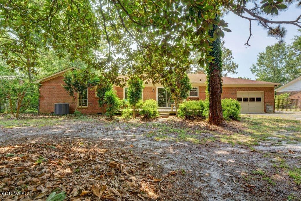 213 Windemere Road Wilmington, NC 28405 - Photo 34 of 54 213 Windemere Rd Wilmington NC-large-032