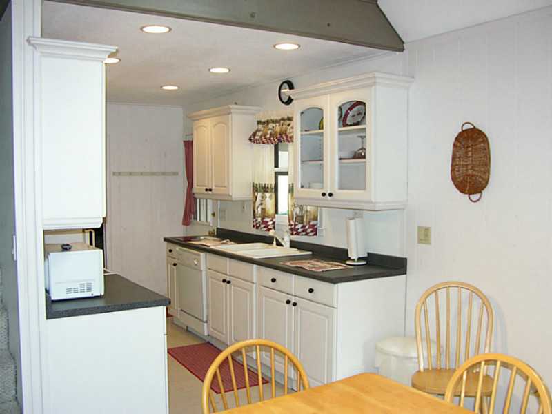 69 Salt Pond Way Westerly, RI 02891 - Photo 5 of 24 Kitchen.
