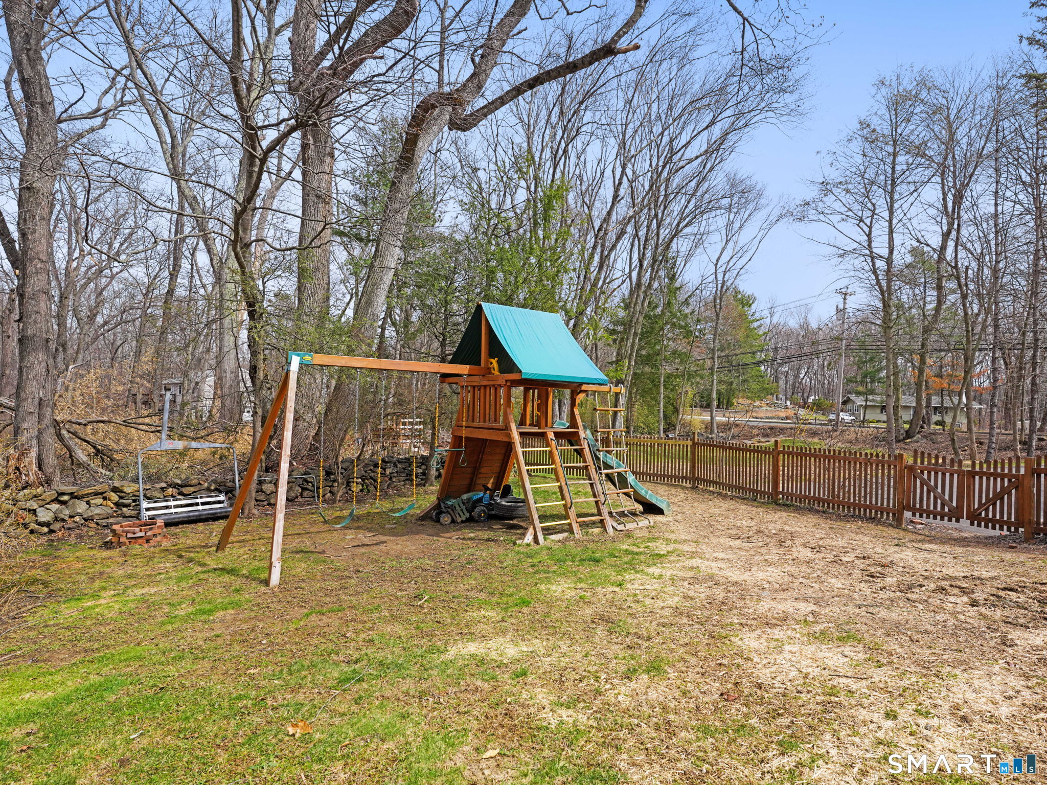 7 Mcguire Road Trumbull, CT 06611 - Photo 28 of 33