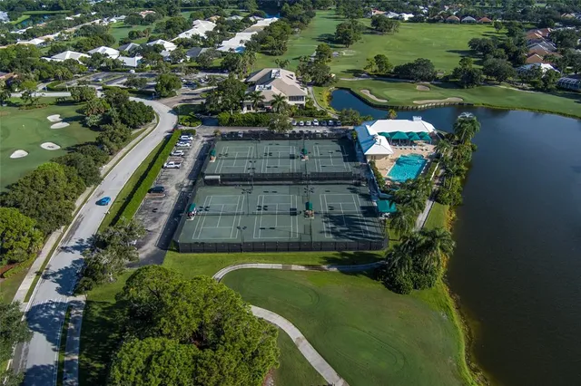 $549,000 | 1892 Southwest Willowbend Lane, Palm City, FL 34990