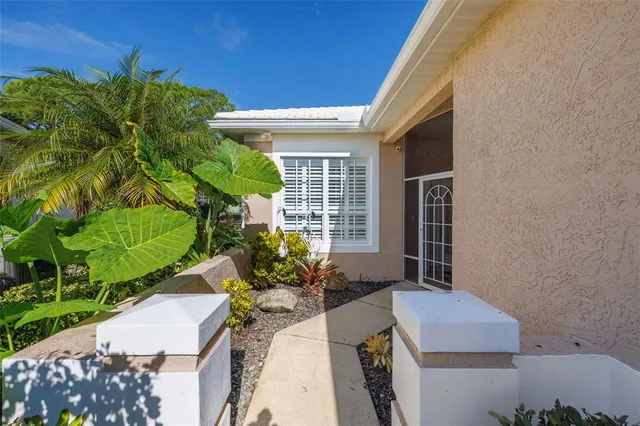 $549,000 | 1892 Southwest Willowbend Lane, Palm City, FL 34990