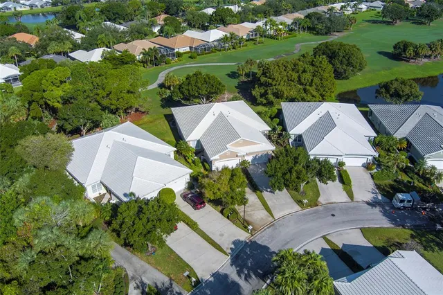 $549,000 | 1892 Southwest Willowbend Lane, Palm City, FL 34990