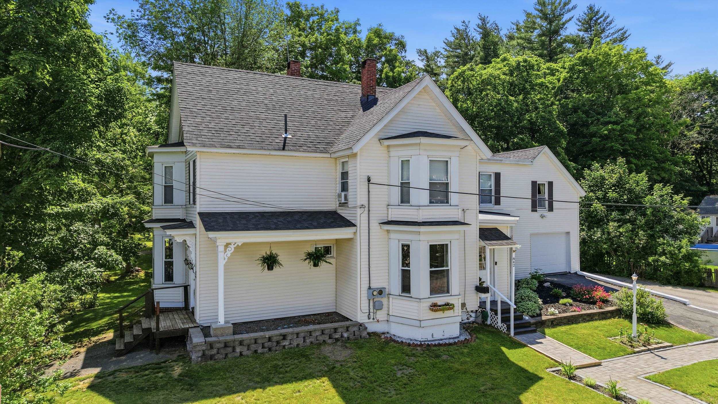 842 Portland Street Rochester, NH 03868 - Photo 3 of 37