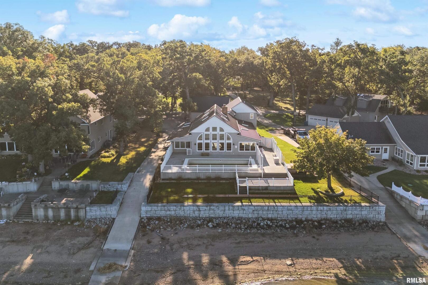 21604 River Road North Cordova, IL 61242 - Photo 30 of 39