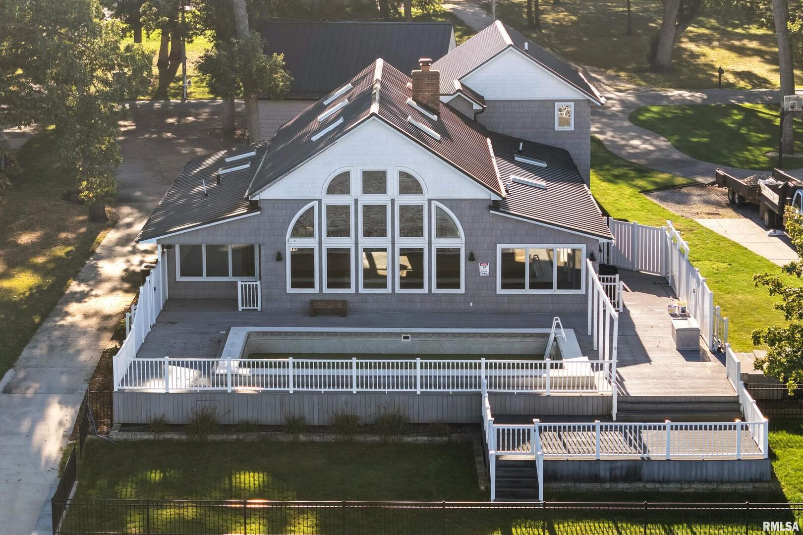 21604 River Road North Cordova, IL 61242 - Photo 31 of 39