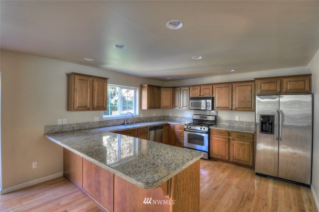 7422 Puget Beach Road Northeast Olympia, WA 98516 - Photo 12 of 25 Gallery Image 12
