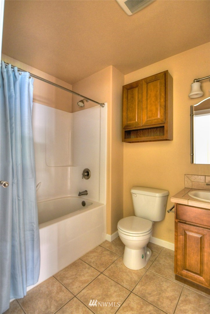 7422 Puget Beach Road Northeast Olympia, WA 98516 - Photo 8 of 25 Gallery Image 8