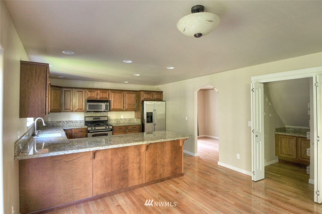 7422 Puget Beach Road Northeast Olympia, WA 98516 - Photo 10 of 25 Gallery Image 10