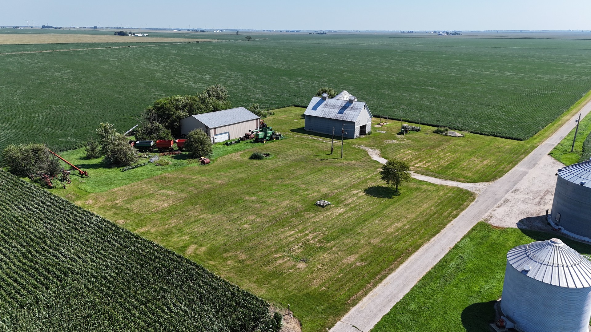 50 East 2800 North Road Clifton, IL 60927 - Photo 5 of 8 a view of a lake with a yard