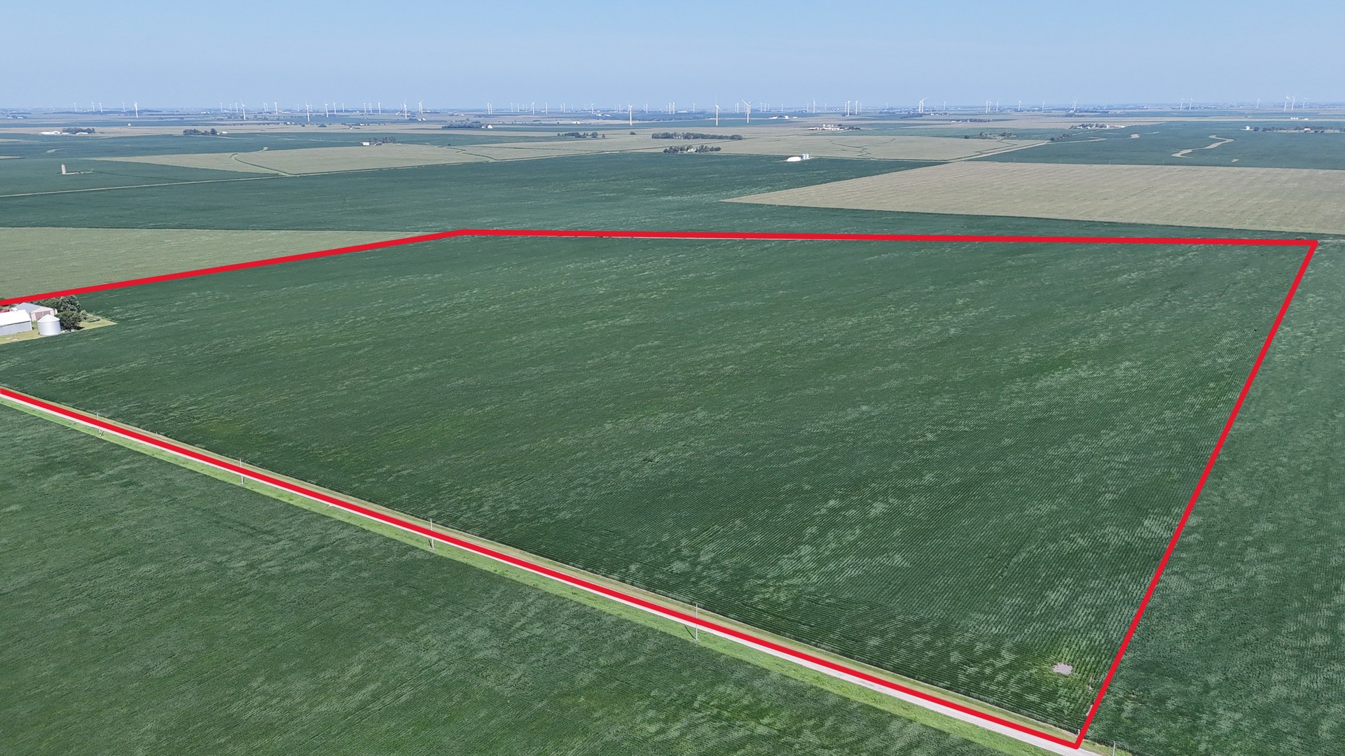 50 East 2800 North Road Clifton, IL 60927 - Photo 8 of 8 a view of an outdoor space and a yard