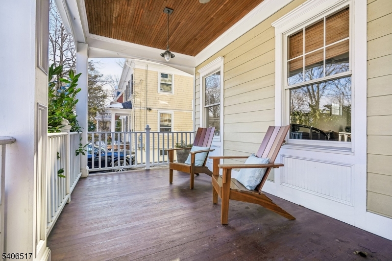 61 Tulip Street Summit, NJ 07901 - Photo 2 of 33