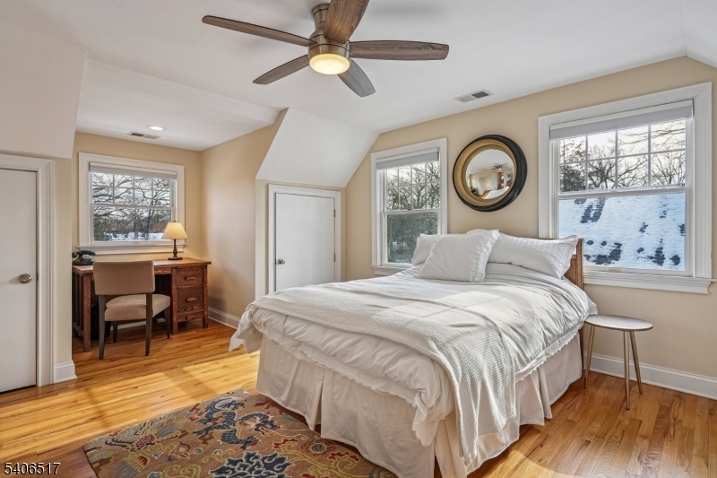 61 Tulip Street Summit, NJ 07901 - Photo 26 of 33