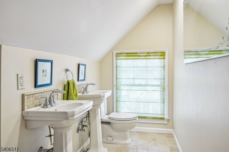 61 Tulip Street Summit, NJ 07901 - Photo 27 of 33