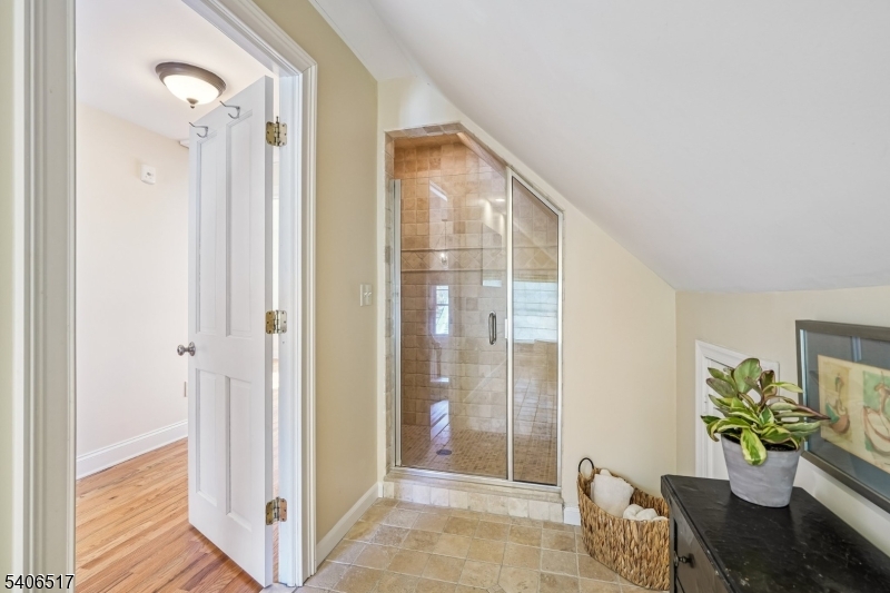 61 Tulip Street Summit, NJ 07901 - Photo 28 of 33