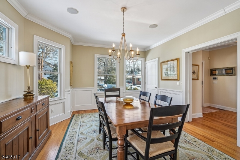 61 Tulip Street Summit, NJ 07901 - Photo 9 of 33