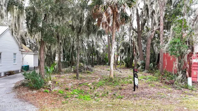 $1,100,000 | 911 7th Street, Port Royal, SC 29935