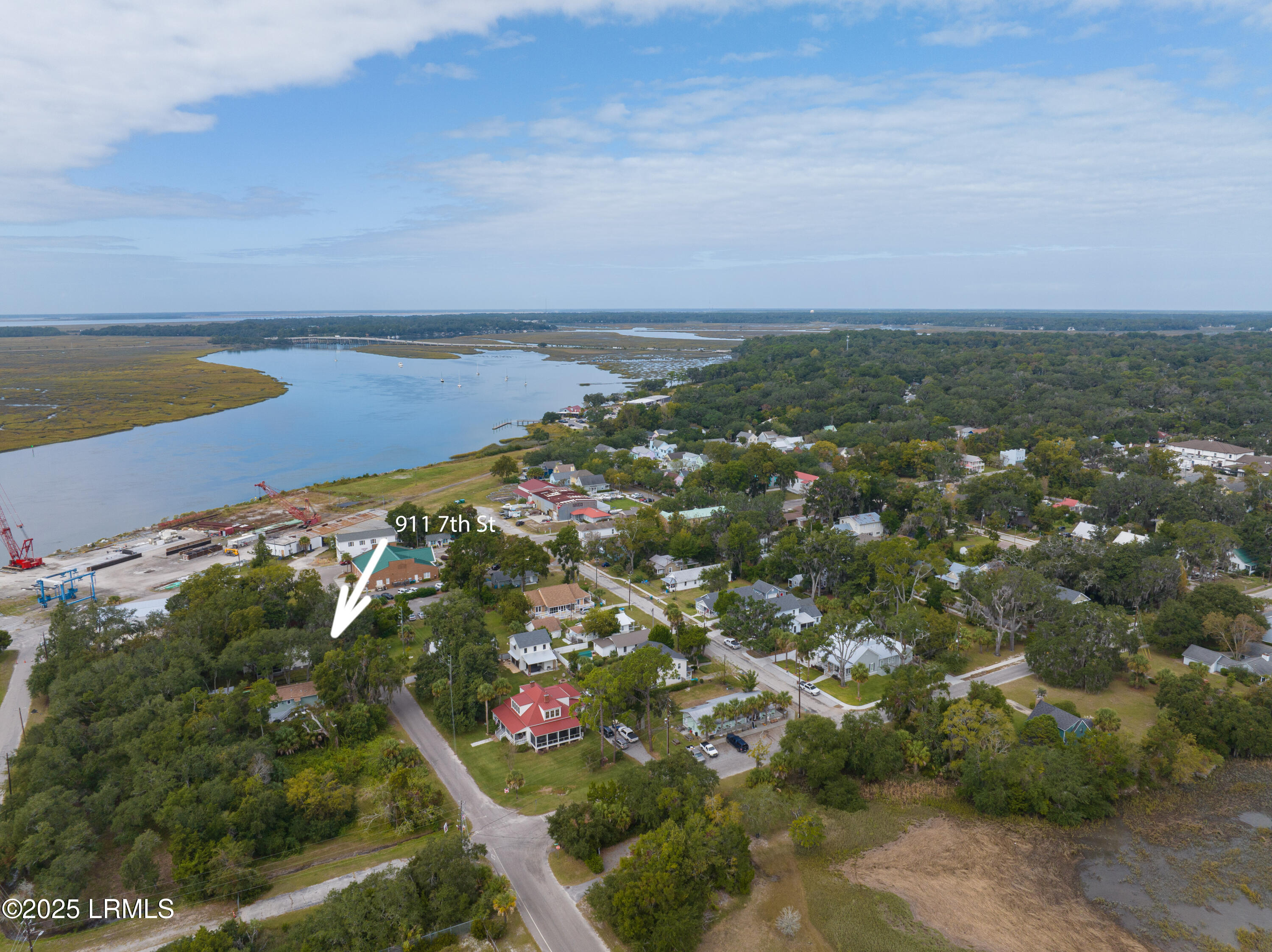 911 7th Street Port Royal, SC 29935 - Photo 9 of 18 911 7th St Drone-9