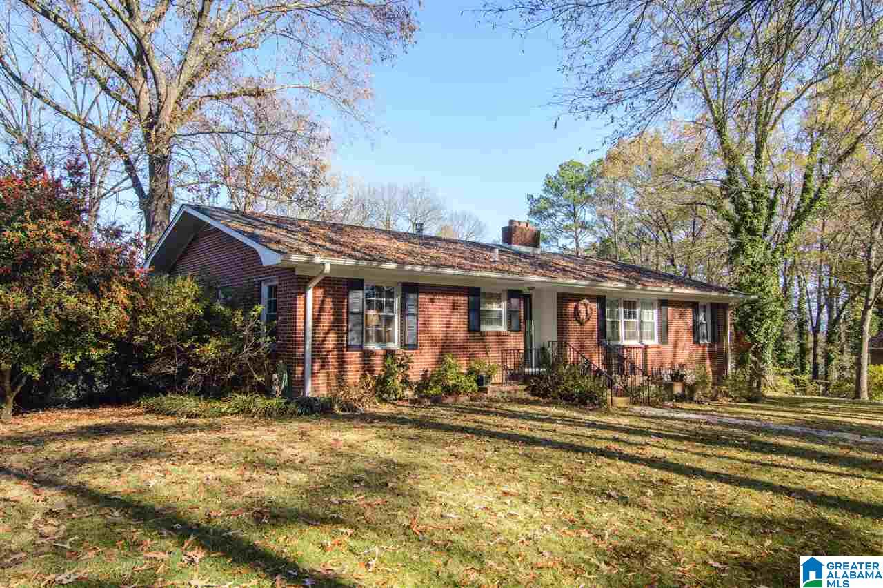 1300 Lloyd Road Sylacauga, AL 35150 - Photo 1 of 50